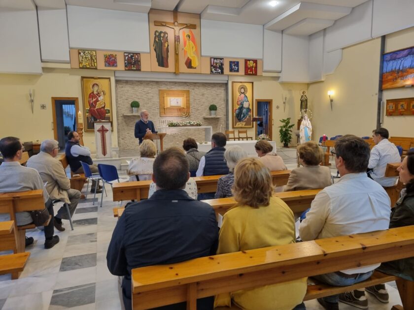 Enfermos misioneros. Exponiendo Pbro. Juan Martín Baro.